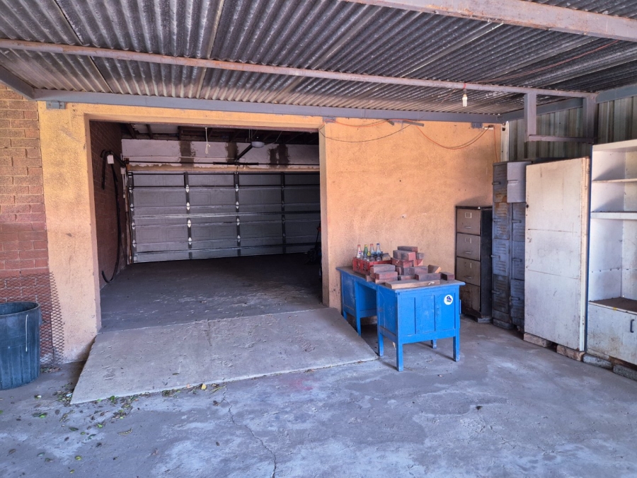 4 Bedroom Property for Sale in Vaalpark Free State